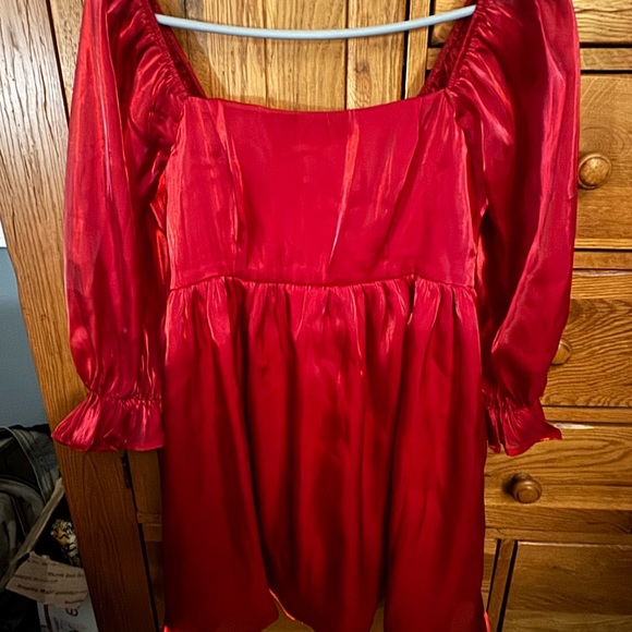 Chic Scarlet Puff Sleeve Baby Doll Mini Dress NWT 👠 - Picture 9 of 11